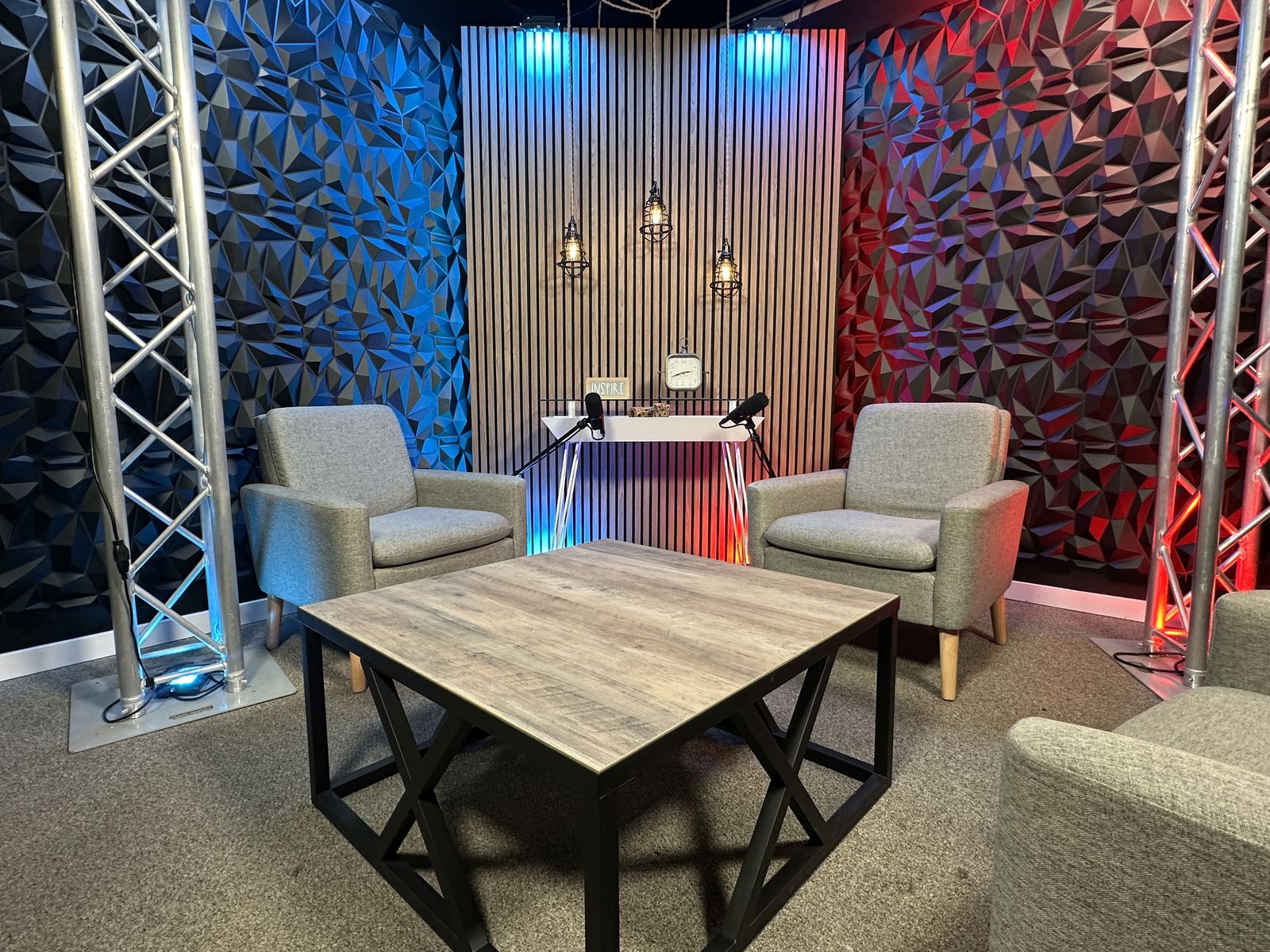 The Iconic Slate set